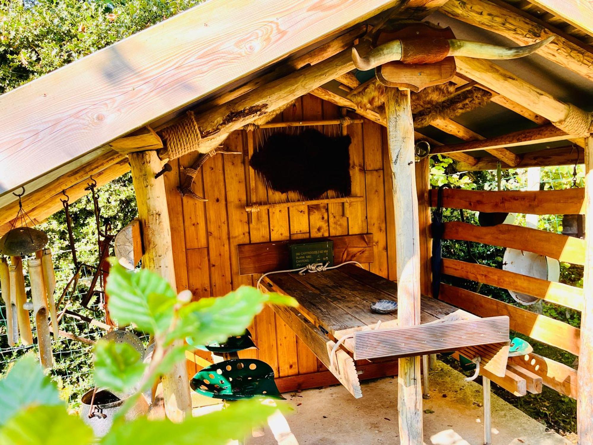 La Cabane Perchee Du Trappeur Écrainville Extérieur photo