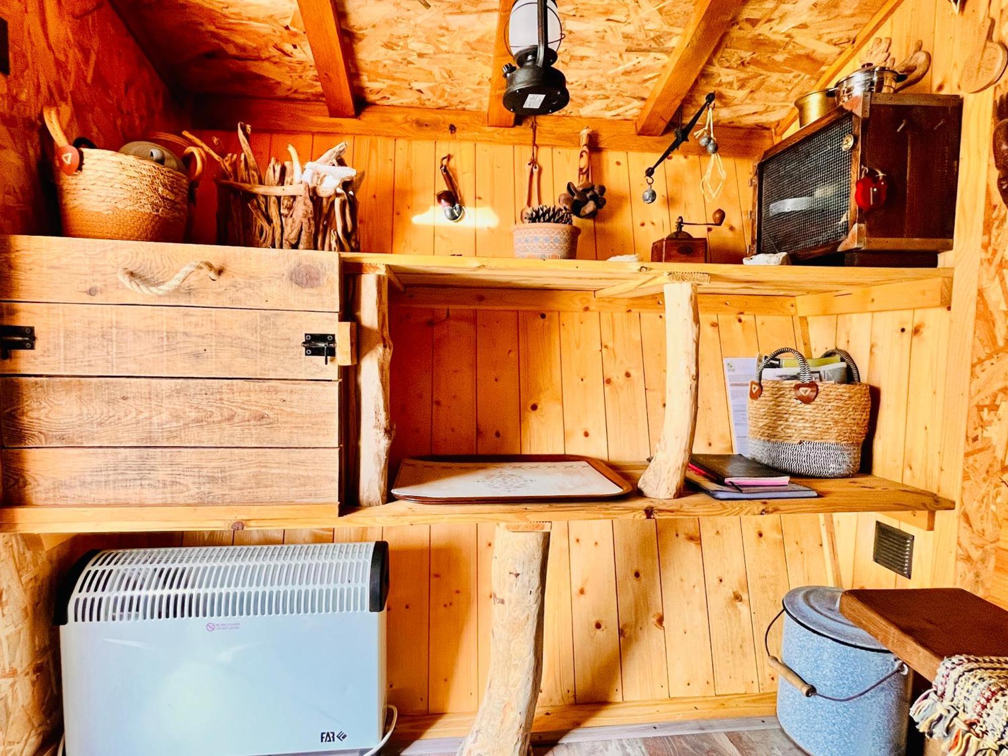 La Cabane Perchee Du Trappeur Écrainville Extérieur photo
